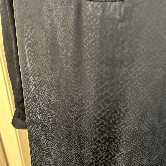 Banana republic Navy women's dress size 4 LS With Pockets subtle snakeskin print - Picture 11 of 16